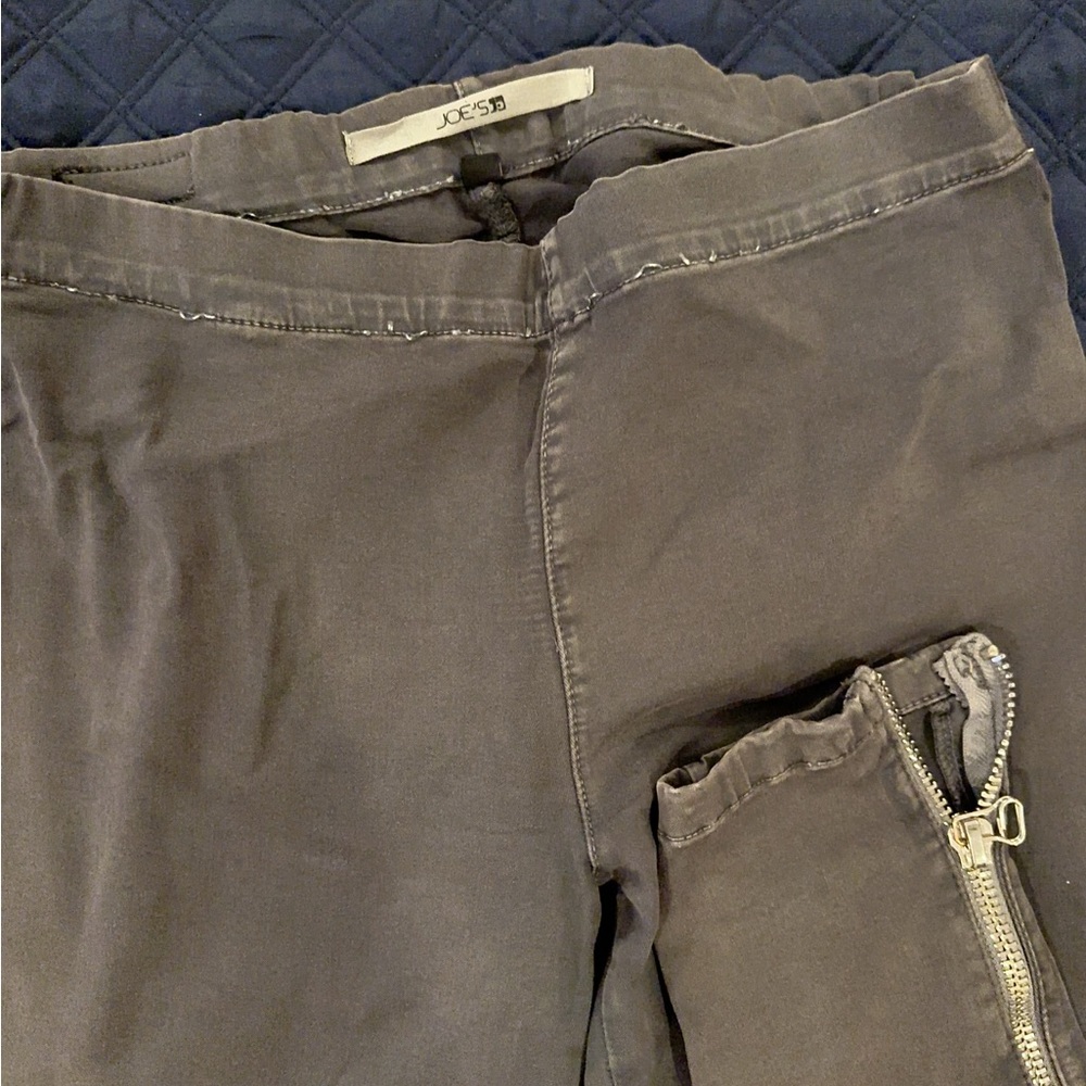 Grey Joe’s Jean leggings